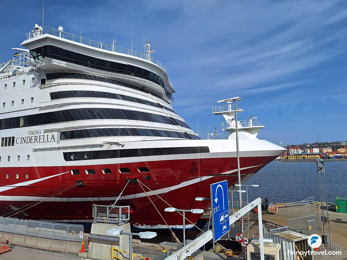 A proa do M/S Cinderella