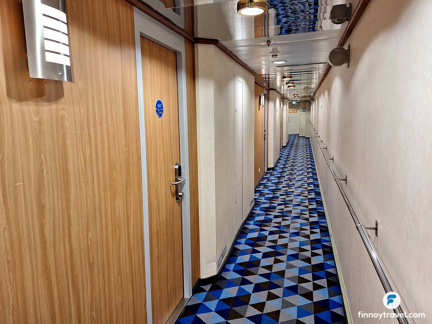Corredor dos camarotes