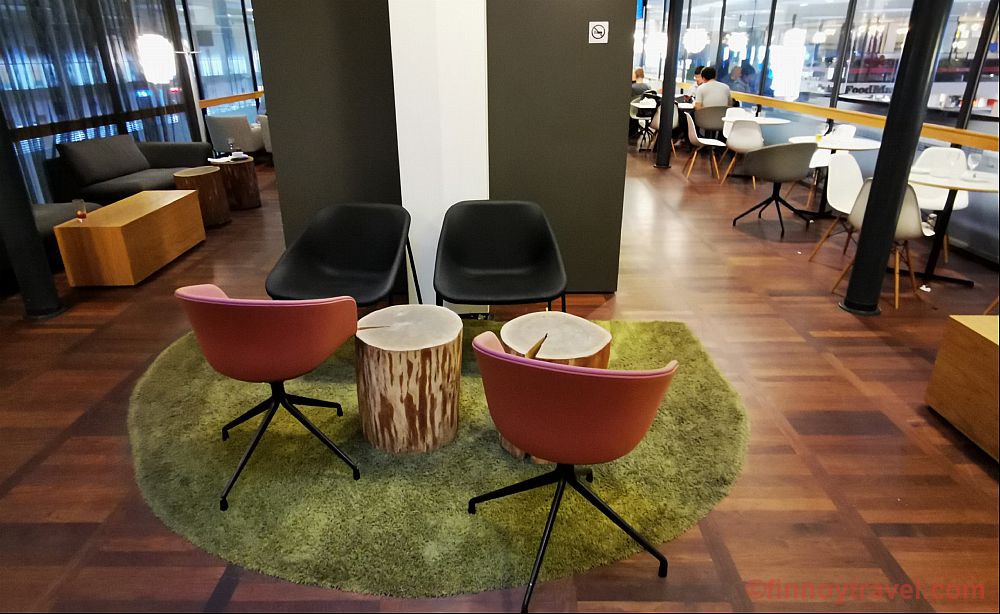 Cadeiras na Aspire Lounge do Aeroporto de Copenhague