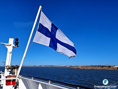 Bandila ng Finland sa Viking XPRS