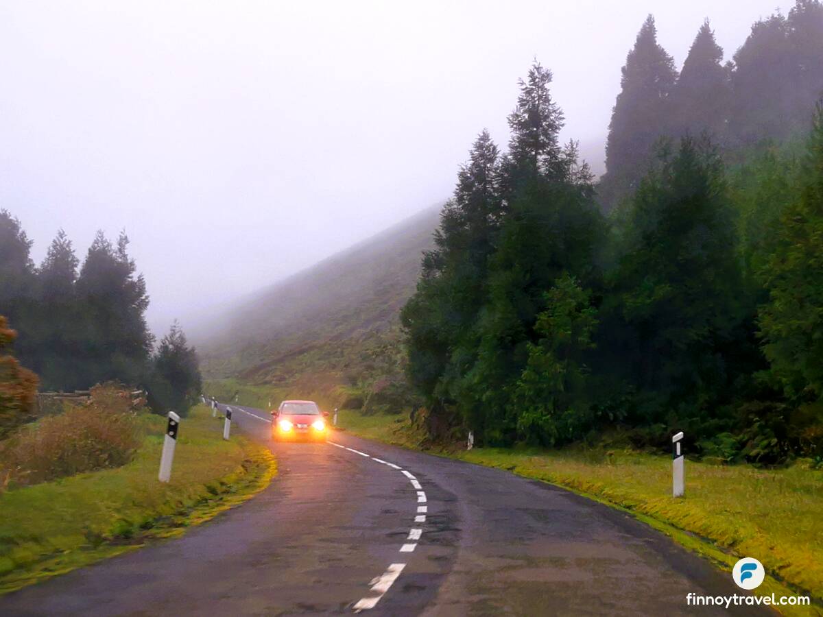 Mahamog na panahon at kalsada