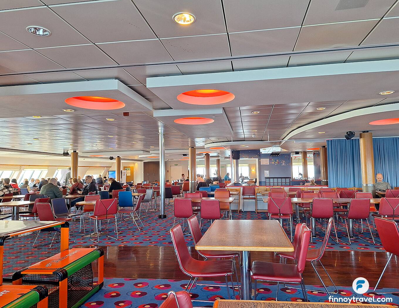 Dining area ng Red Rose Cafe