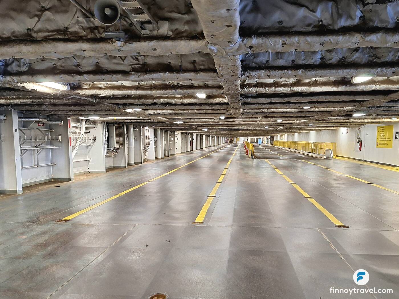 Car deck ng Viking XPRS