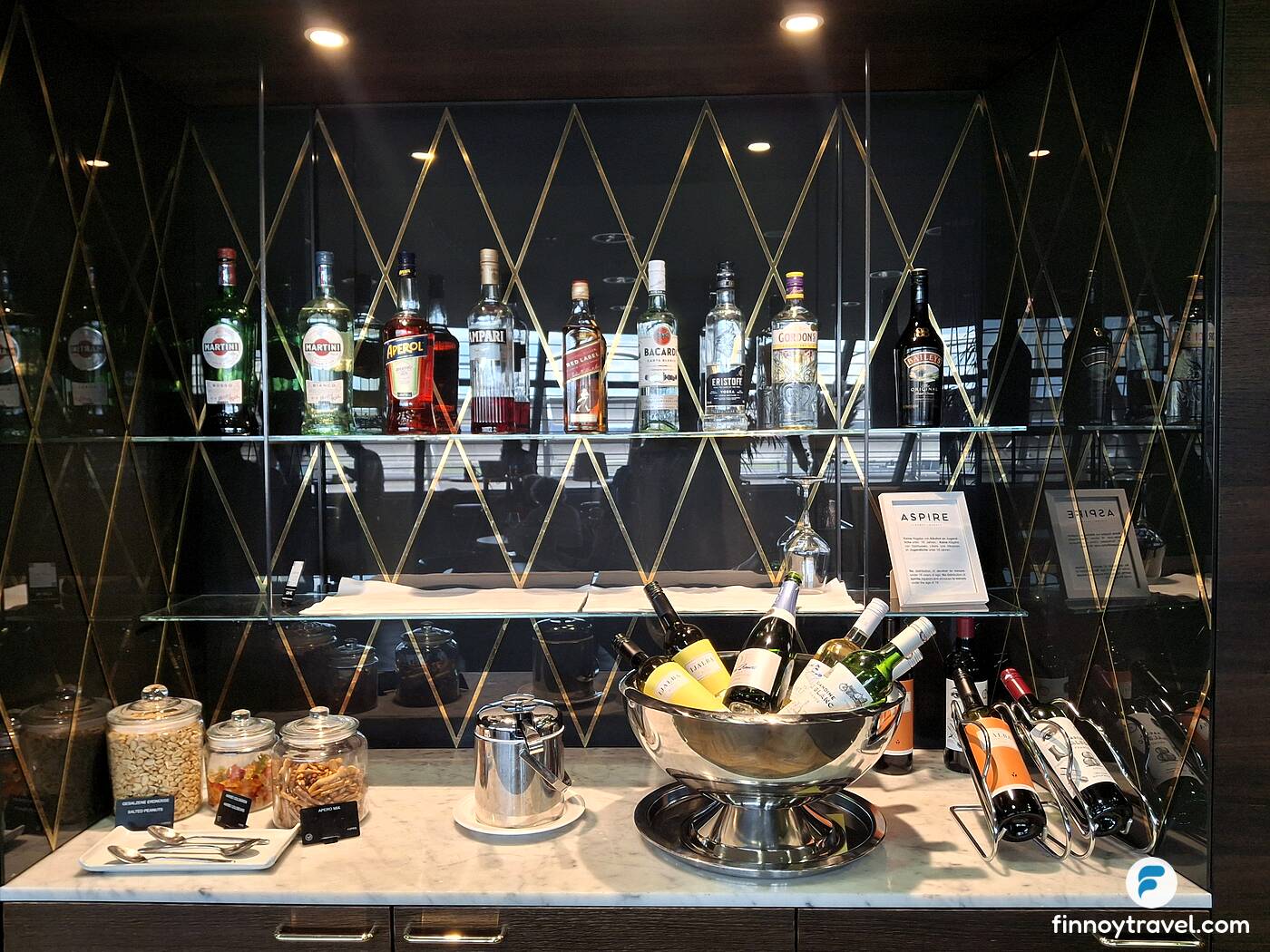 Mga destiladong alak