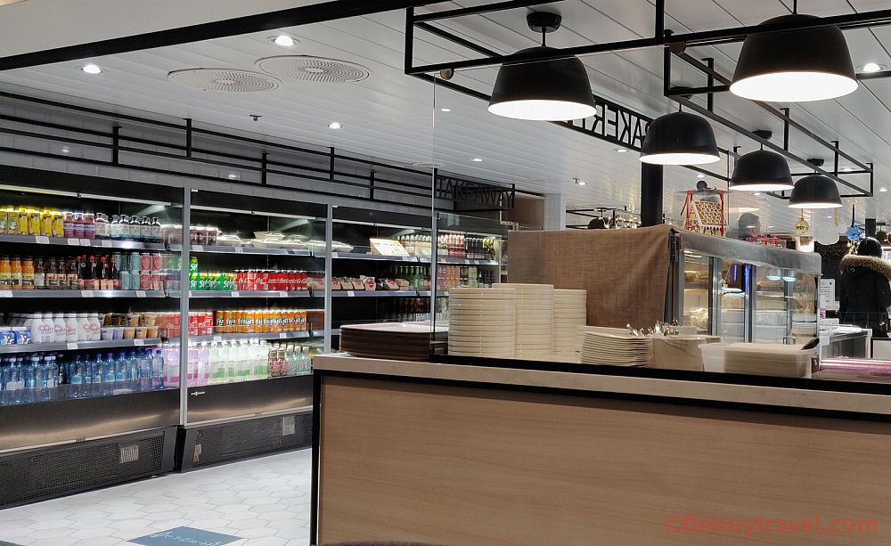 波罗的海公主号上的 Fast Lane 餐厅