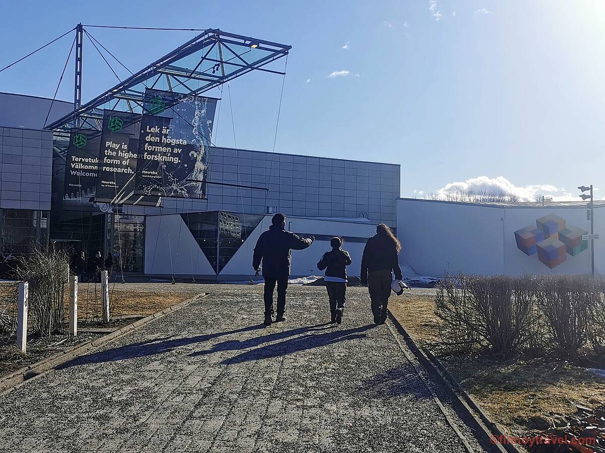 Heureka 科学中心面向各年龄层，推出精彩且富有教育意义的艺术与科学展览。