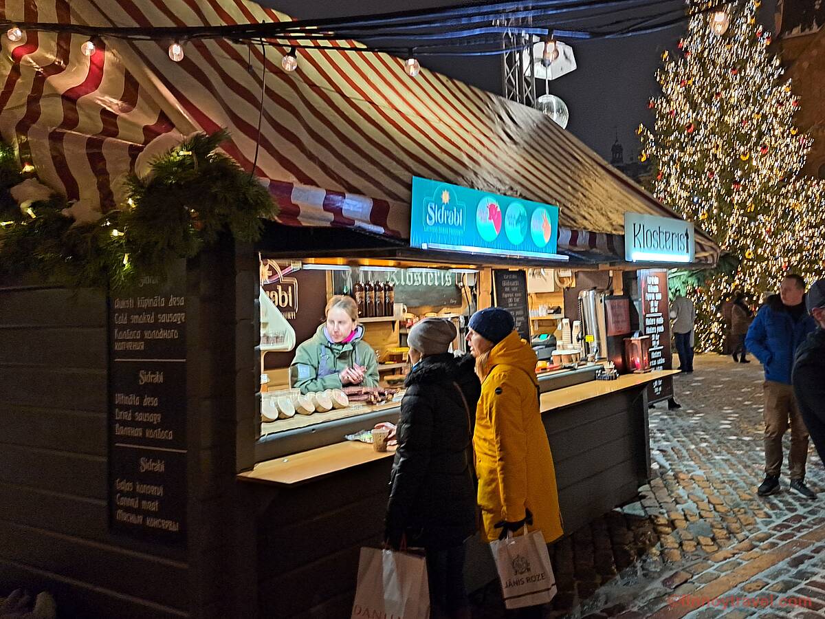 圣诞市集的一个摊位