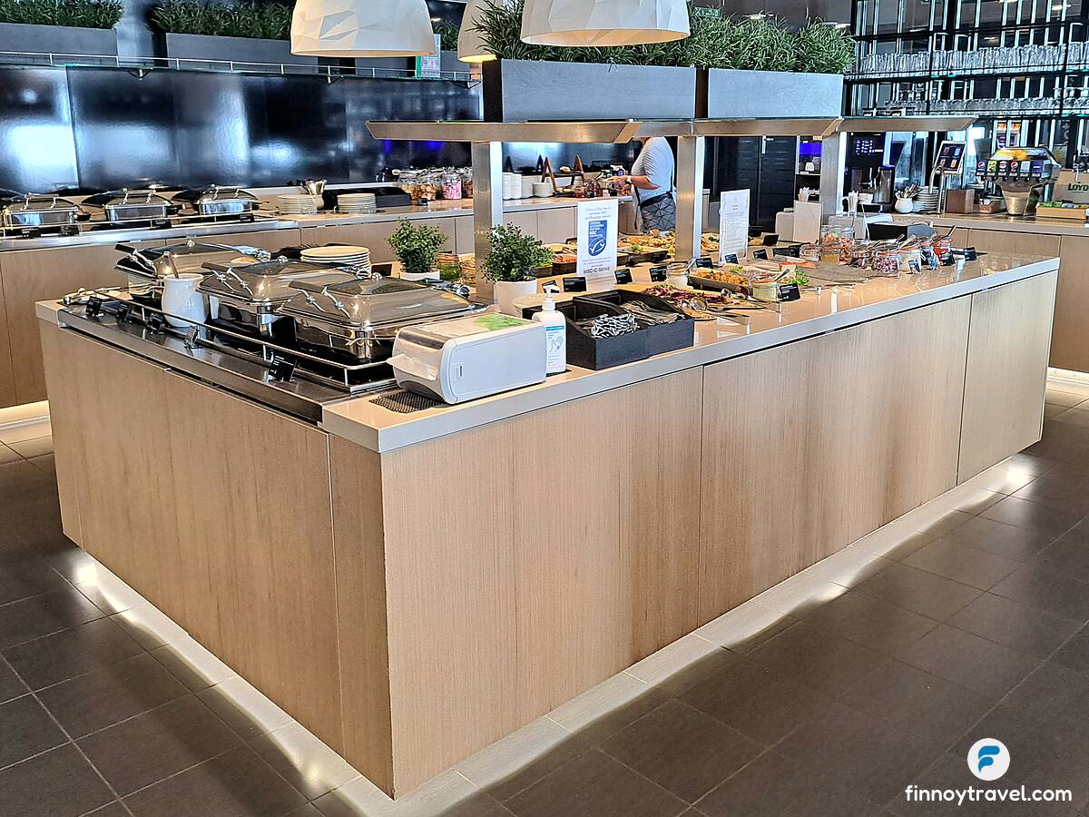 Business Lounge 自助餐台