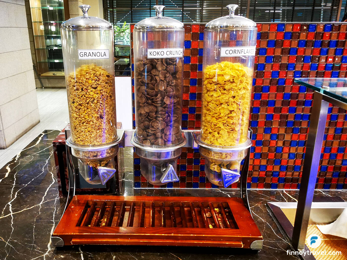 SATS Premier Lounge 的谷物早餐