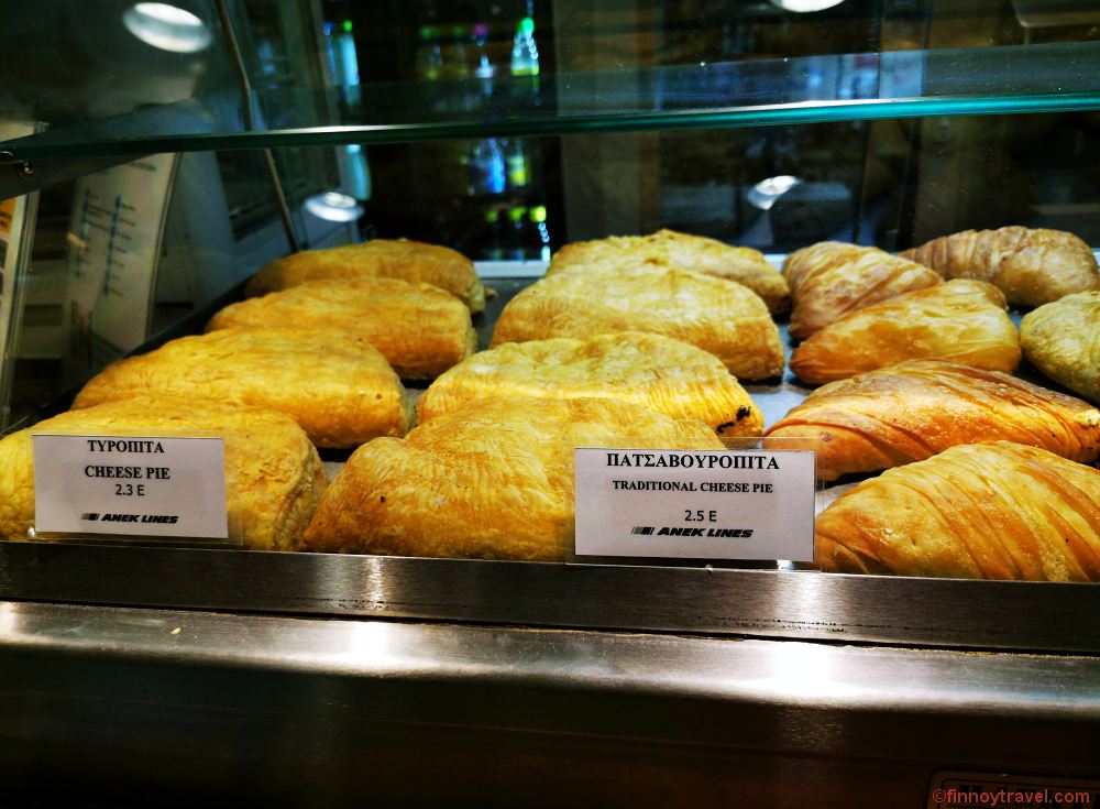 Prevelis 号上的咖啡馆